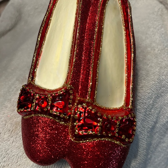 Keepsake hallmark 100 years ruby slippers - Picture 6 of 8